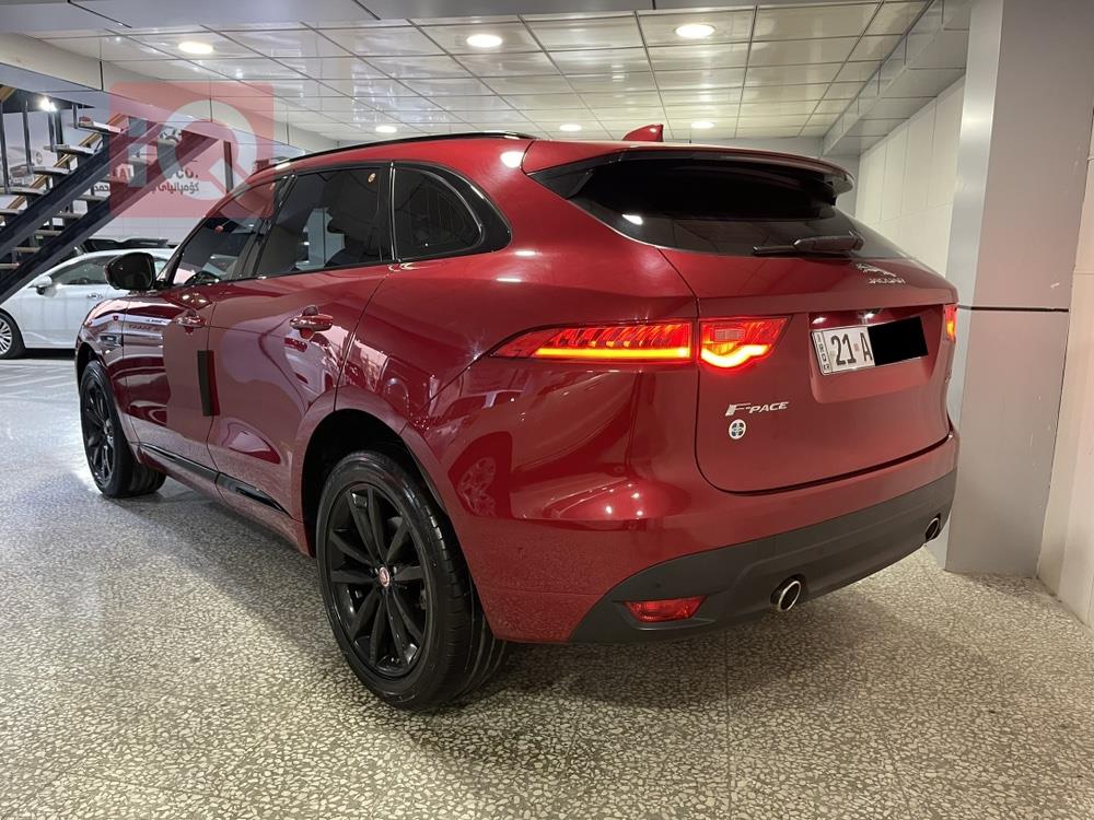 Jaguar F-Pace